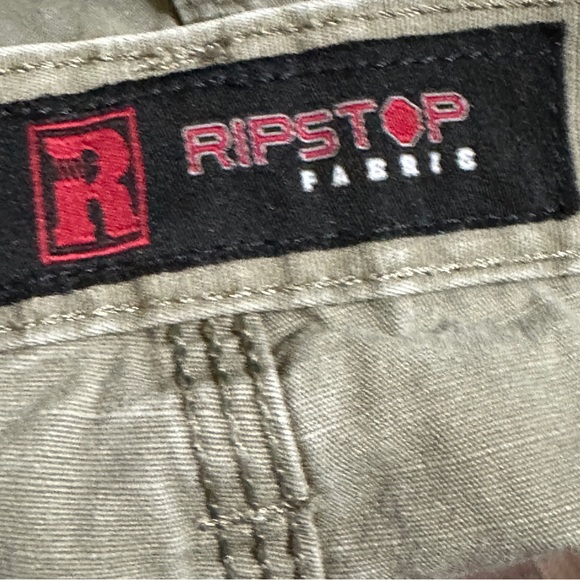 Wrangler Men's Olive Cargo Pants - Picture 5 of 6